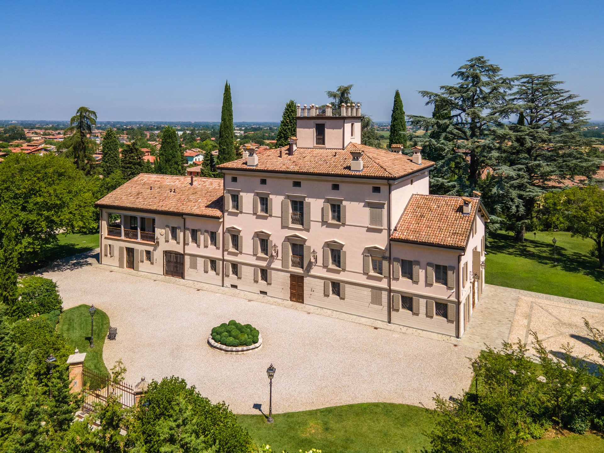 3-25-F - Casais di